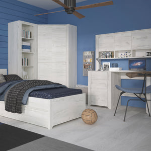 Angel 3 Drawer Desk in White Craft Oak Furniture To Go 4218062 5900355038589 This beautifull bedroom collection is contemporay and stylish and suitable for all age groups, finished in a modern hard wearing white crafted Oak melamine. 60cm deep desktop area working surface, giving you plenty of space. Dimensions: 765mm x 1187mm x 600mm (Height x Width x Depth) 
 Laminated board (resistant to damage and scratches, moisture and high temperature) 
 Decorative gently rounded MDF mouldings 
 Easy self assembly 
 