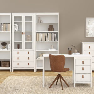 Barcelona Bookcase in White Furniture To Go 725796824949 5060933422005 A sophisticated and modern bookcase designed to add an elegant touch to your space. With its sleek design and 5 shelves, this bookcase offers a perfect blend of style and functionality. For those seeking a bolder statement, it is also available in a contrasting matt black finish. Experience the essence of contemporary elegance with the Barcelona bookcase. Its clean lines and refined design make it a standout piece in any room. This bookc