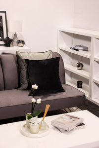 Puro-Bookcase-White-3.jpg