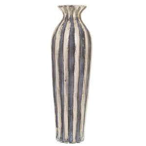 Burnished And Grey Striped Small Vase Hill Interiors 22474 5050140247488 Dimensions: 44cm x 17cm x 17cm Weight: 2.5kg Volume: 0.02CBM Part of the burnished collection, this tall vase features beautiful and bold stripes with subtle textures. Fill it with our life-like florals or foliage or leave it empty so that the decorative stripes are the focal point. Other sizes available: 22418, 22391 or 22437.